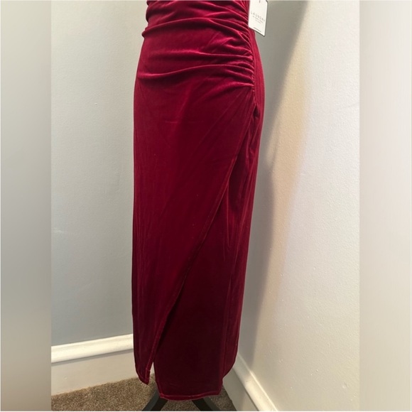 NWT Laundry by Shelli Segal Wine Velvet Cowl Neck Dress, Size 2 - Picture 7 of 12